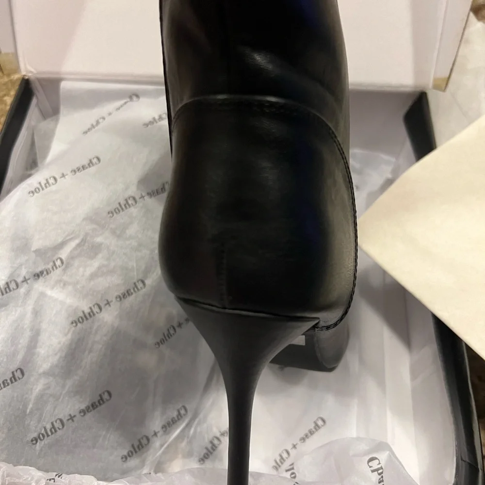 Single sole lace up stilleto boots. Manmade leather - Picture 5 of 6